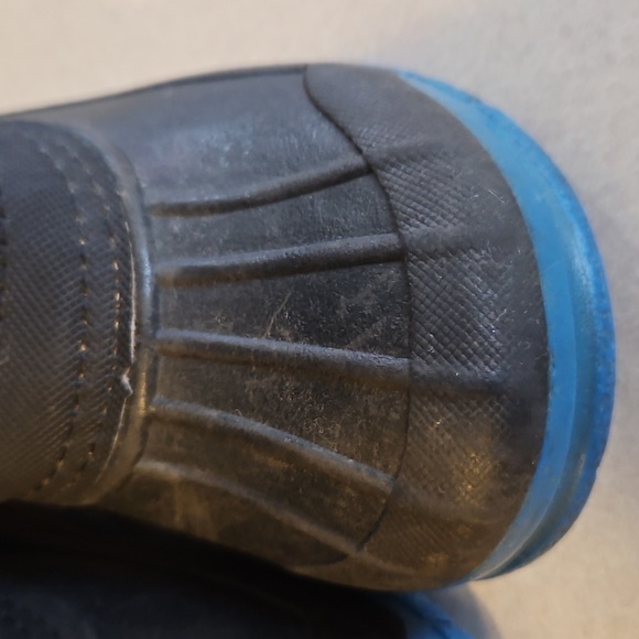 Arctic shield toddler snowboots - Picture 3 of 11